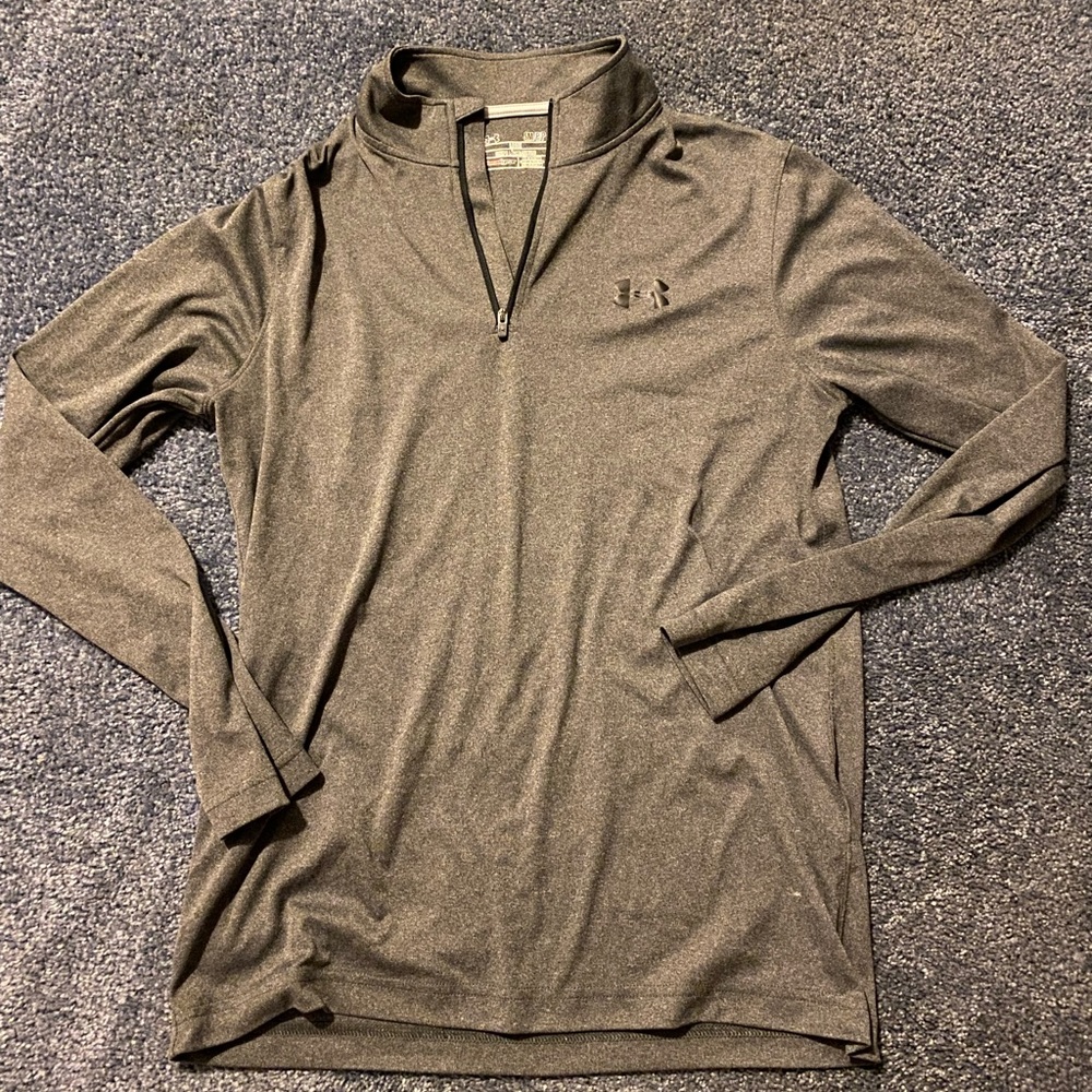 Under Armour mens long sleeve pullover size small
